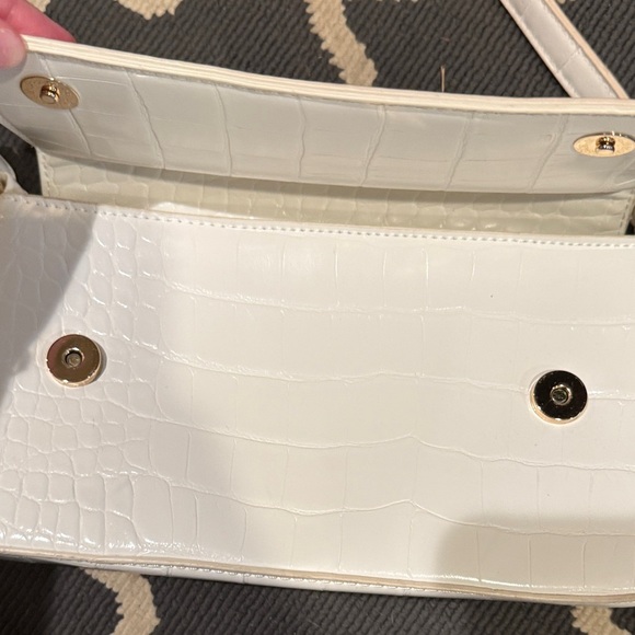 JustFab White Crocodile-Embossed Shoulder Bag - Picture 3 of 5